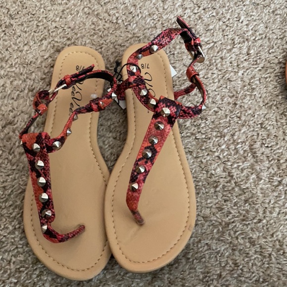 Beautiful sandals for the summer new vervee - Picture 2 of 2